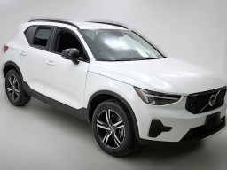 Volvo XC40 Core B5 AWD 2026