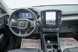 Volvo XC40 Core B5 AWD 2026