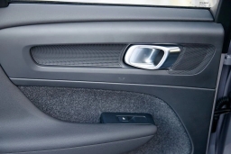 Volvo XC40 Ultra B5 AWD 2026