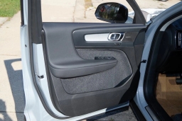 Volvo XC40 Ultra B5 AWD 2026