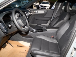 Volvo XC40 Ultra B5 AWD 2026