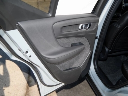 Volvo XC40 Ultra B5 AWD 2026