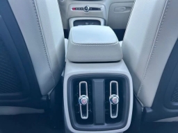 Volvo XC40 Ultra B5 AWD 2026