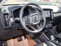 Volvo XC40 Ultra B5 AWD 2026