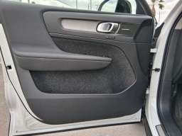 Volvo XC40 Ultra B5 AWD 2026