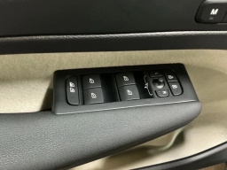 Volvo XC40 Ultra B5 AWD 2026