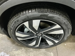 Volvo XC40 Ultra B5 AWD 2026