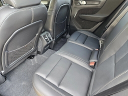 Volvo XC40 Ultra B5 AWD 2026