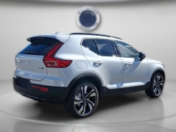 Volvo XC40 Ultra B5 AWD 2026