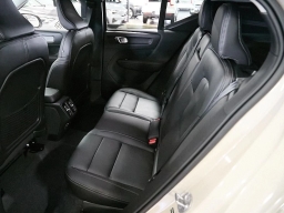 Volvo XC40 Ultra B5 AWD 2026