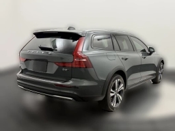 Volvo V60 Cross Country Plus B5 AWD 2026