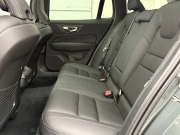 Volvo V60 Cross Country Plus B5 AWD 2026