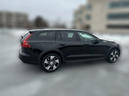 Volvo V60 Cross Country Plus B5 AWD 2026
