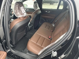 Volvo V60 Cross Country Plus B5 AWD 2026