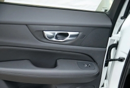 Volvo V60 Cross Country Plus B5 AWD 2026