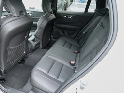 Volvo V60 Cross Country Plus B5 AWD 2026