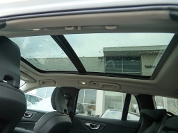 Volvo V60 Cross Country Plus B5 AWD 2026