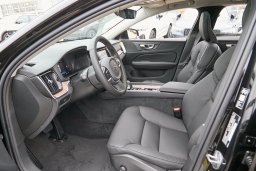 Volvo V60 Cross Country Plus B5 AWD 2026