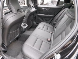 Volvo V60 Cross Country Plus B5 AWD 2026