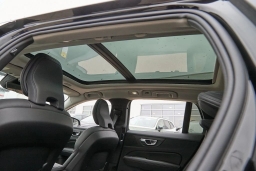 Volvo V60 Cross Country Plus B5 AWD 2026