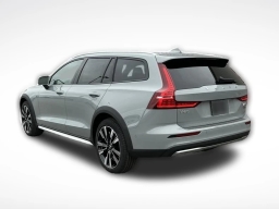 Volvo V60 Cross Country Ultra B5 AWD 2026