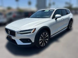 Volvo V60 Cross Country Ultra B5 AWD 2026