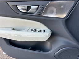 Volvo V60 Cross Country Ultra B5 AWD 2026