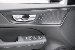 Volvo V60 Cross Country Ultra B5 AWD 2026