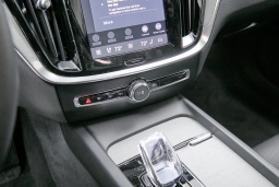 Volvo V60 Cross Country Ultra B5 AWD 2026