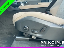 Volvo XC90 Plus B5 AWD 6-Seater 2026