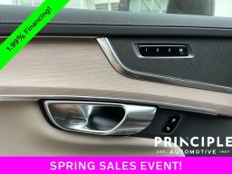 Volvo XC90 Plus B5 AWD 6-Seater 2026