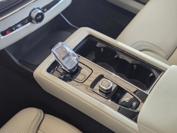 Volvo XC90 Ultra B5 AWD 6-Seater 2026