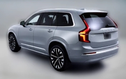 Volvo XC90 Plus B5 AWD 7-Seater 2026