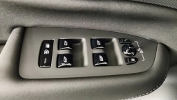 Volvo XC90 Plus B5 AWD 7-Seater 2026