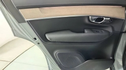 Volvo XC90 Plus B5 AWD 7-Seater 2026