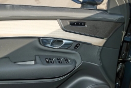 Volvo XC90 Plus B5 AWD 7-Seater 2026