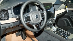 Volvo XC90 Plus B5 AWD 7-Seater 2026