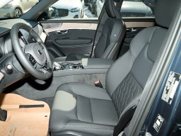 Volvo XC90 Plus B5 AWD 7-Seater 2026