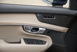 Volvo XC90 Plus B5 AWD 7-Seater 2026