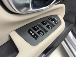 Volvo XC90 Plus B5 AWD 7-Seater 2026