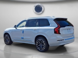 Volvo XC90 Plus B5 AWD 7-Seater 2026