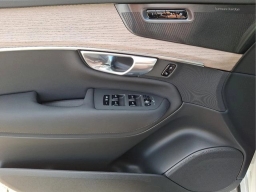 Volvo XC90 Plus B5 AWD 7-Seater 2026