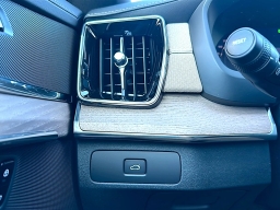 Volvo XC90 Plus B5 AWD 7-Seater 2026