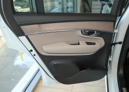 Volvo XC90 Plus B5 AWD 7-Seater 2026