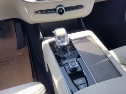 Volvo XC90 Ultra B5 AWD 7-Seater 2026