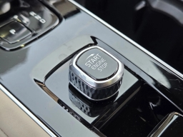 Volvo XC90 Core B5 AWD 7-Seater 2026