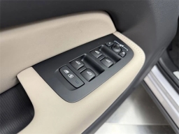 Volvo XC60 Plus B5 AWD 2026