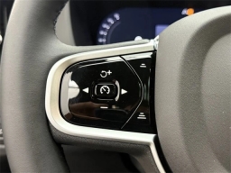 Volvo XC60 Plus B5 AWD 2026