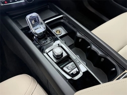 Volvo XC60 Plus B5 AWD 2026