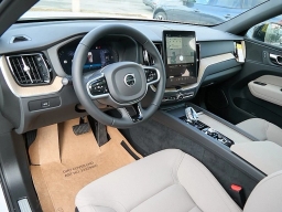 Volvo XC60 Plus B5 AWD 2026